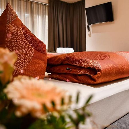 Ferienwohnung Dina ハスラッハ・イム・キンツィクタール エクステリア 写真